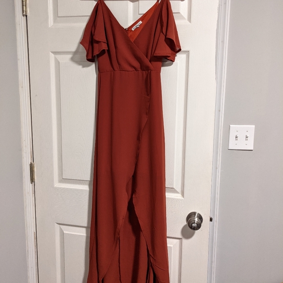 Asymmetrical Charlotte Russe dress - Picture 1 of 6